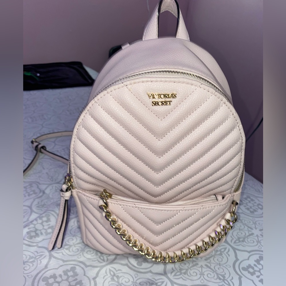 Victoria Secret Pink Purse, Gold chained bag
